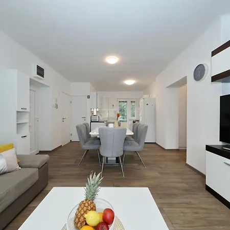 Διαμέρισμα Linden Ζαντάρ